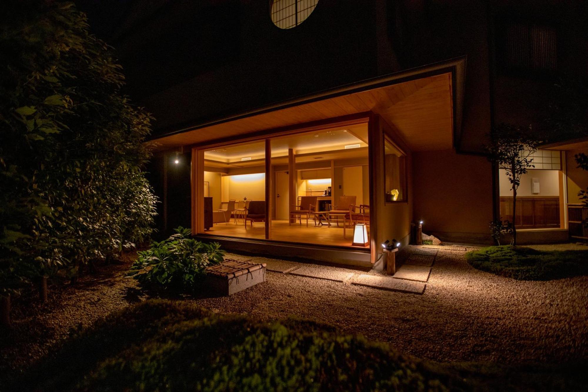 Отель Itsukushimahigashimonzen Kikugawa Хацукаити Экстерьер фото